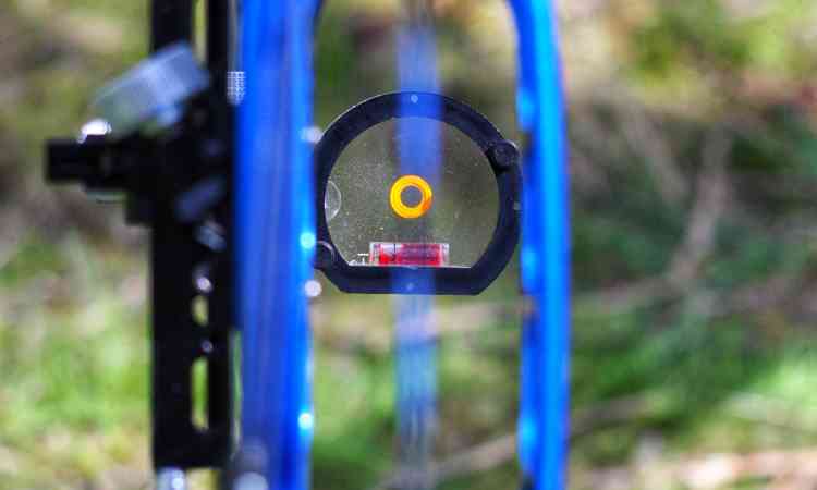 How To Use Recurve Bow Sights [ Easy Steps ]